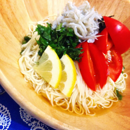 オリーブ出汁の夏そうめん